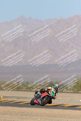 media/Dec-09-2023-SoCal Trackdays (Sat) [[76a8ac2686]]/Turn 4 Set 1 (1120am)/